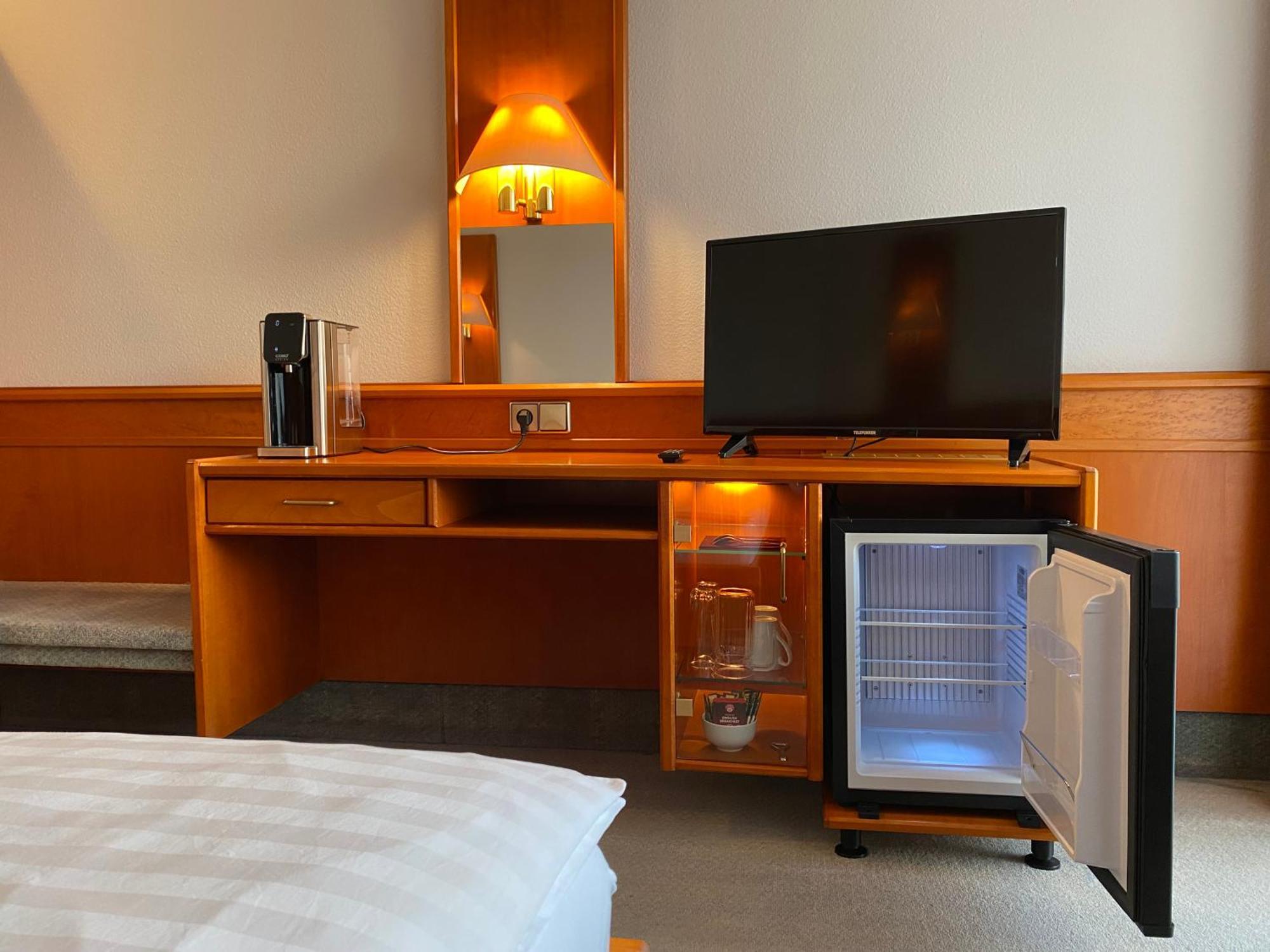 Adamidis Hotel Altenmedingen Екстер'єр фото