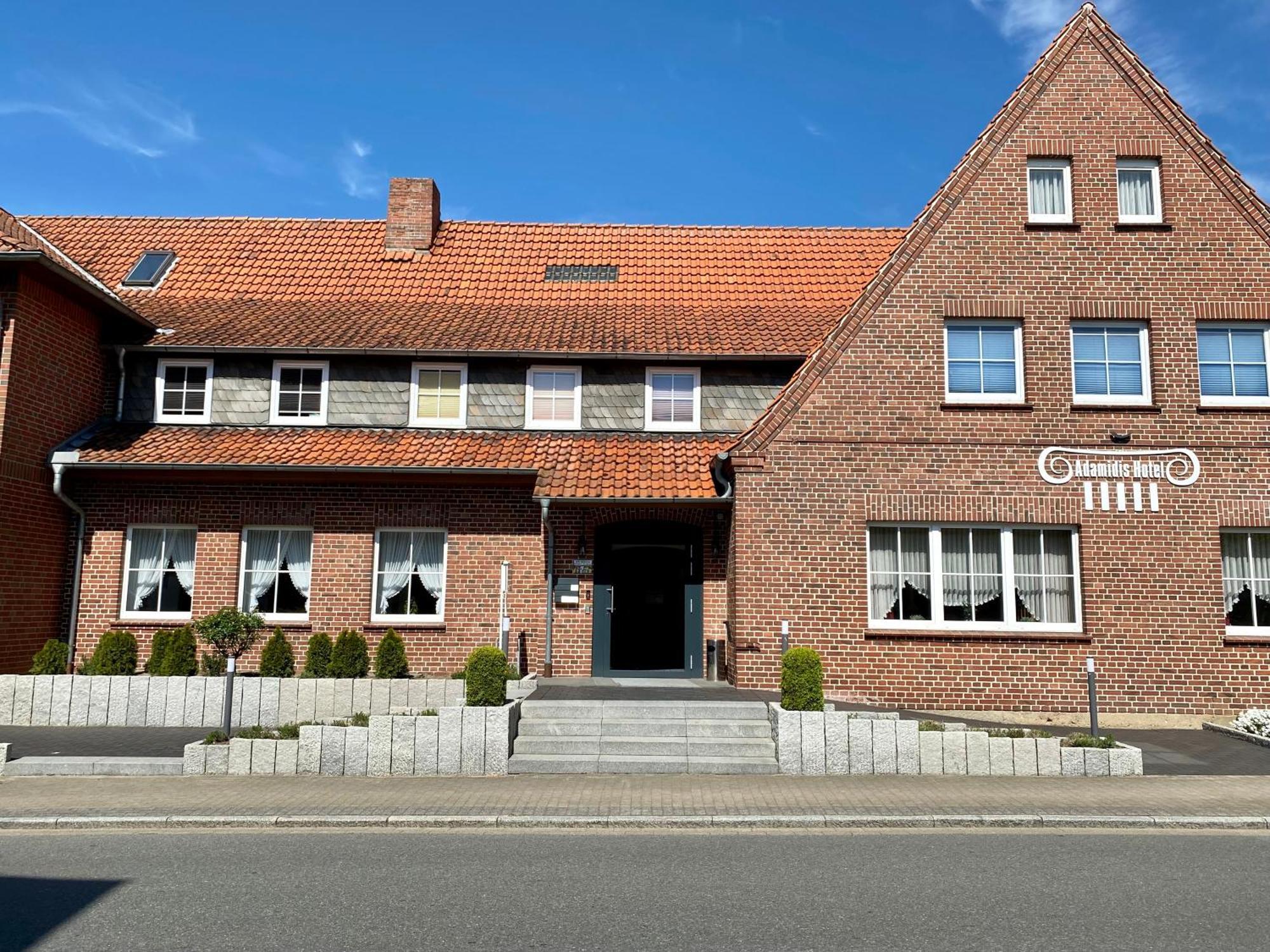 Adamidis Hotel Altenmedingen Екстер'єр фото